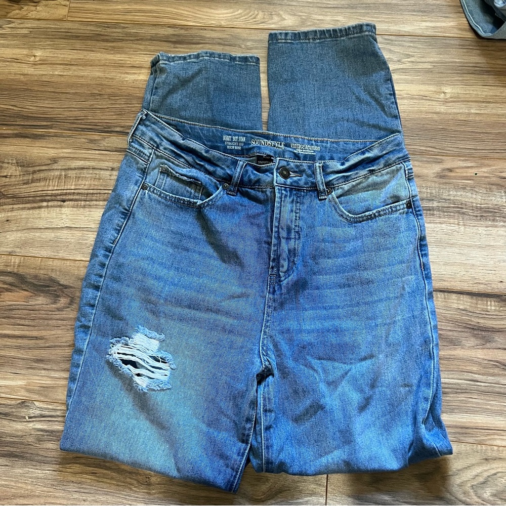 Women's Straight Leg Jeans in Blue